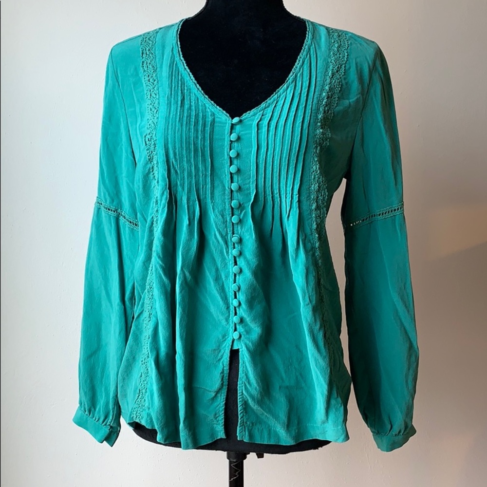 Long sleeve blouse